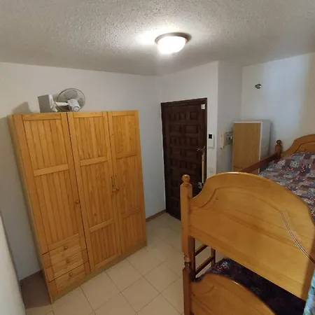 Apartment 6 Personnes Roses